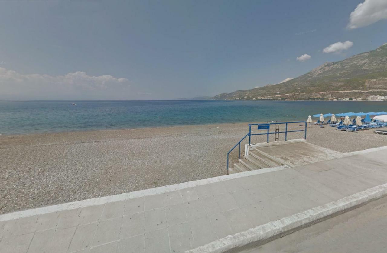 Loutraki Μοναδικής Θέσης Διαμέρισμα Στη Θάλασσα エクステリア 写真